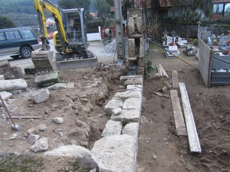 Reconstrução do muro do cemitério - OBRAS